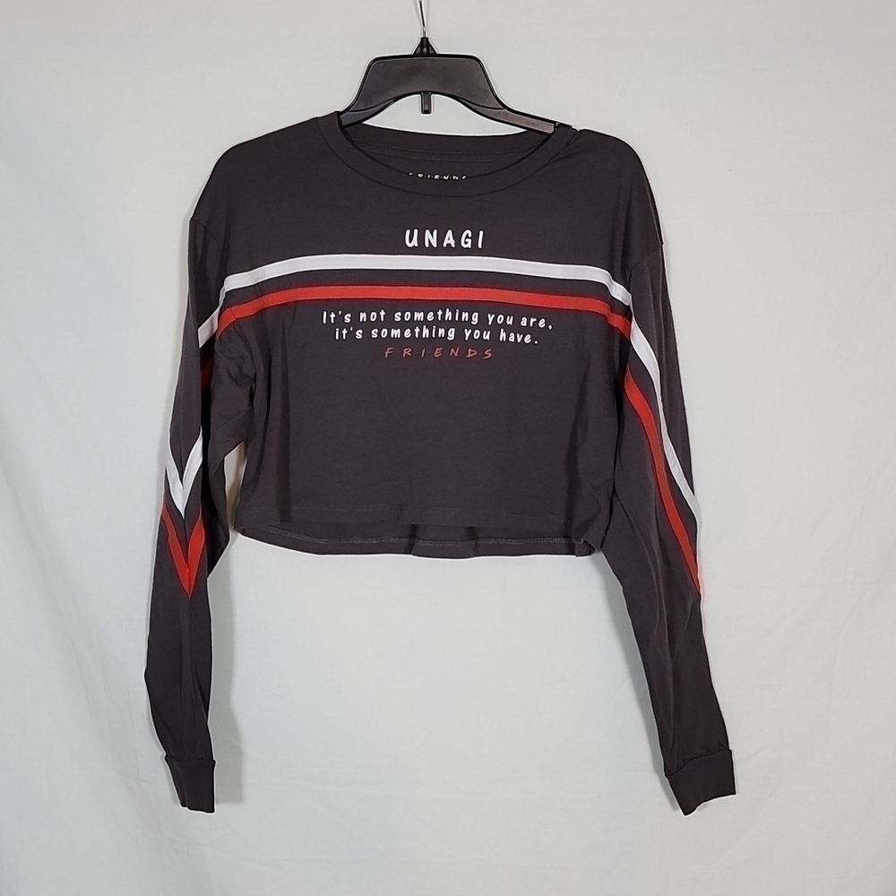 ♥️FRIENDS crop long sleeve shirt size S TV show